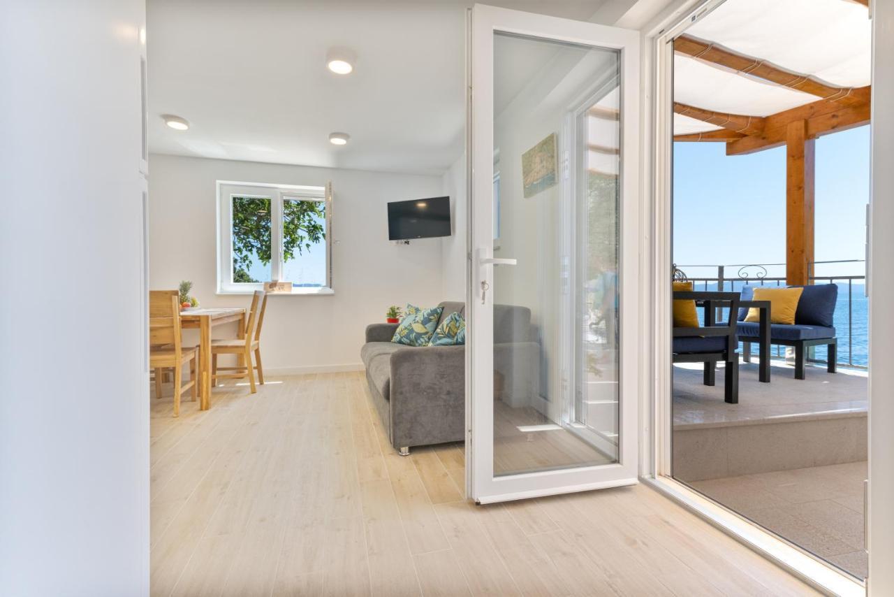 Seaside Cottage Maslina Gdinj 외부 사진